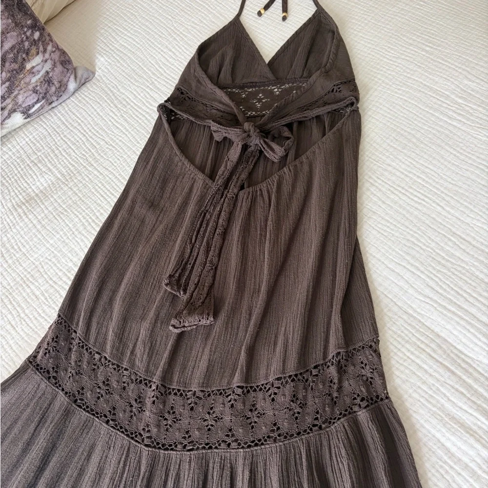 Vintage 70s Gauze & Crochet brown backless halter maxi in pristine condition. - Picture 3 of 8